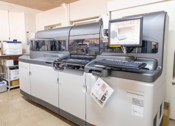 全自動免疫生化学分析装置